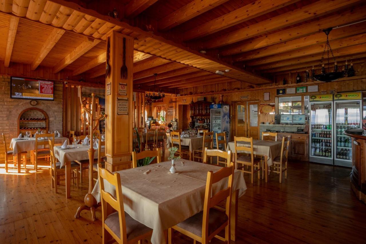 Old House Hotel Canaj Екстериор снимка