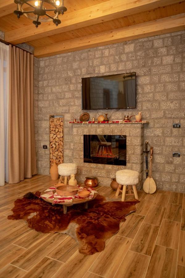 Old House Hotel Canaj Екстериор снимка